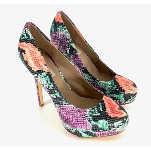 Steve Madden “Nala Green” Snakeskin Print Platform 5” Pumps! Size 9.5 - Picture 1 of 8